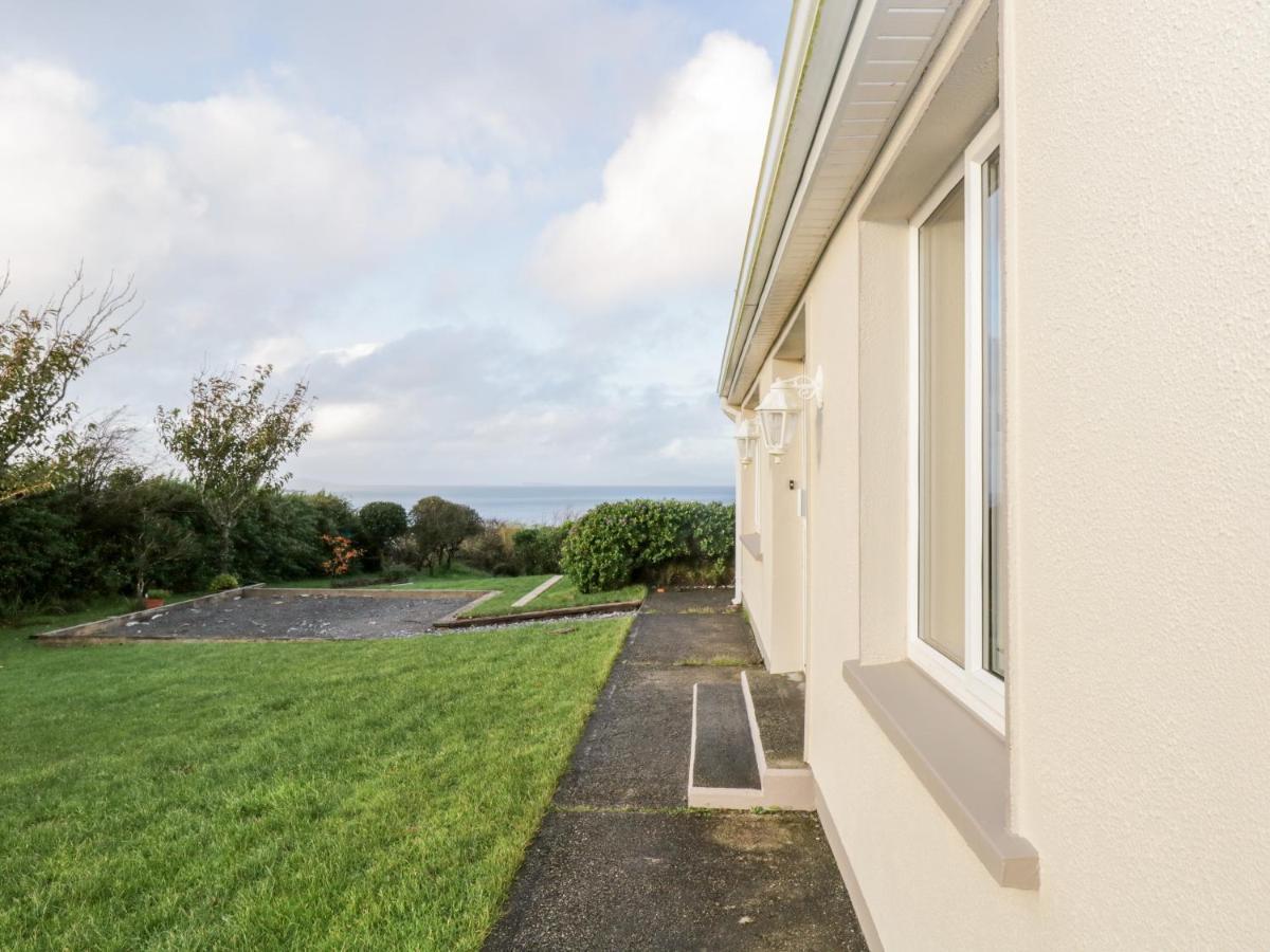 Clifftop Haven Ренвейл Екстериор снимка
